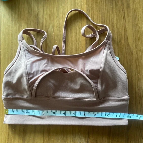 EUC Lululemon Nulu & Mesh Yoga Bra size 4 (bra only!) - Picture 4 of 4